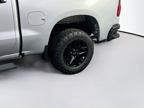 Used 2022 Chevrolet Silverado 1500 LT Trail Boss AWD/4WD image 28