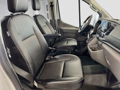 Used 2025 Ford Transit 150 Low Roof RWD image 28
