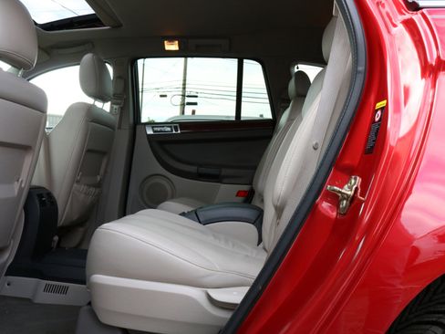 Used 2004 Chrysler Pacifica AWD image 31