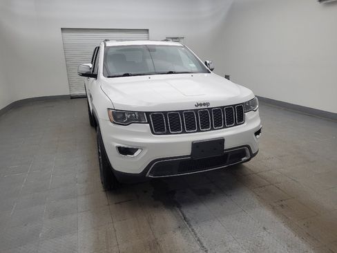 Used 2022 Jeep Grand Cherokee Limited image 14