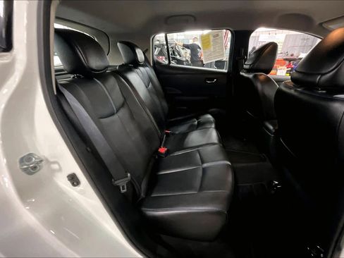 Used 2018 Nissan Leaf SL w/ SL Technology Package image 18