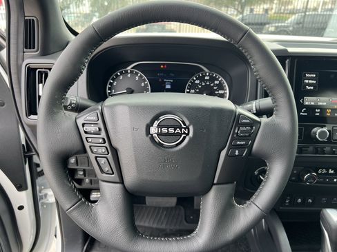 New 2026 Nissan Frontier SV w/ SV Convenience Package image 11