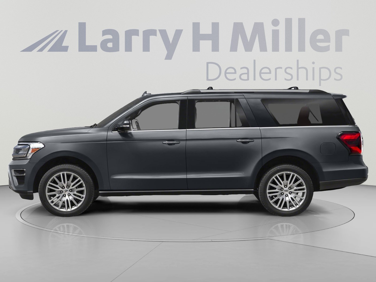 Used 2024 Ford Expedition Max Limited AWD/4WD image 3