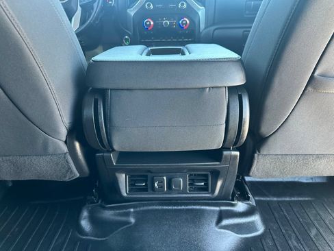 Used 2022 GMC Sierra 2500 SLE w/ SLE Convenience Package AWD/4WD image 24