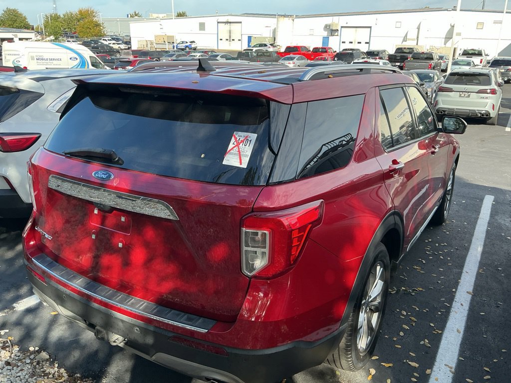 Used 2022 Ford Explorer Limited w/ Equipment Group 301A RWD image 6