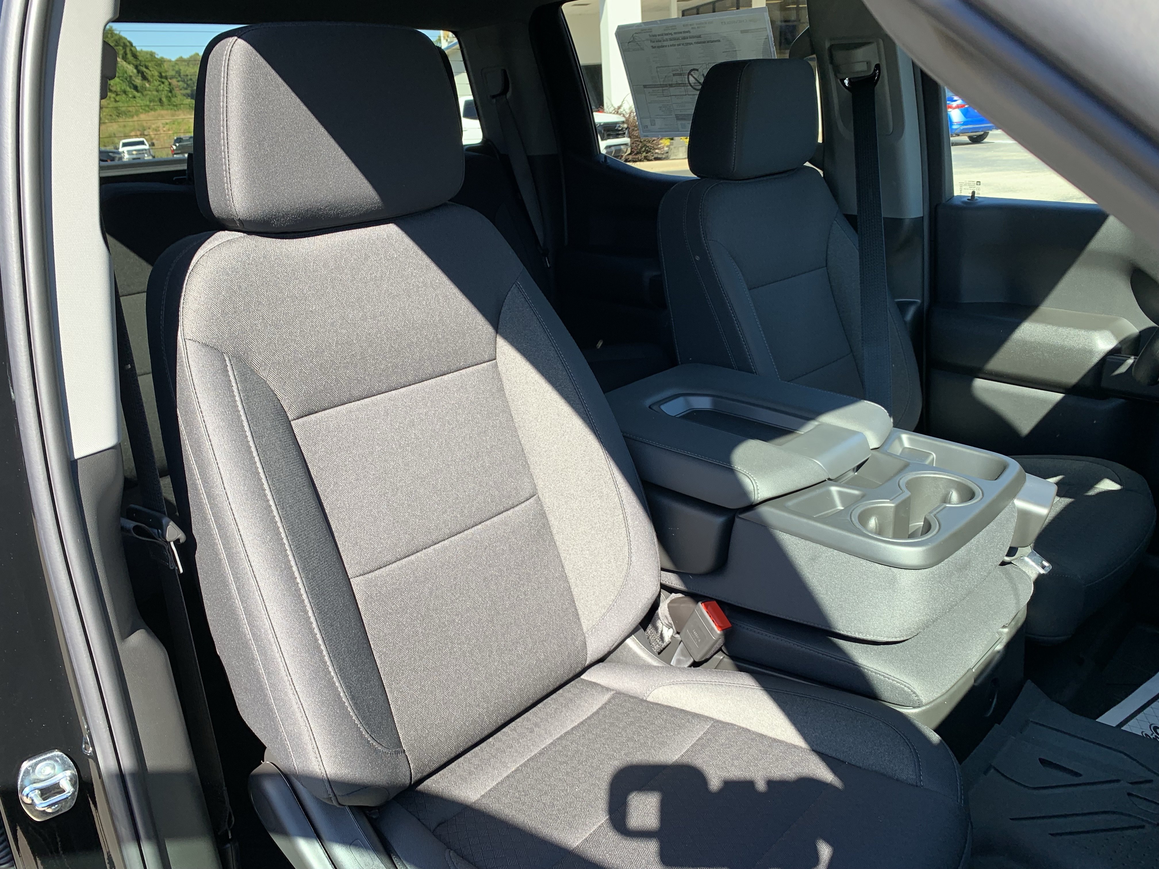 New 2026 Chevrolet Silverado 1500 Custom w/ Turbomax Blackout Package AWD/4WD image 19