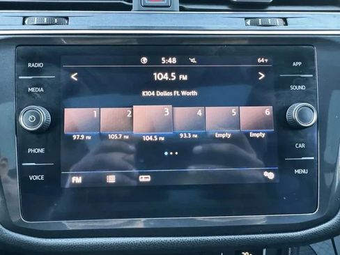 Used 2020 Volkswagen Tiguan SE R-Line image 35