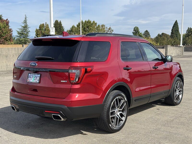 Used 2016 Ford Explorer Sport w/ Equipment Group 401A AWD/4WD image 5