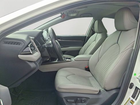 Used 2022 Toyota Camry SE AWD/4WD image 14