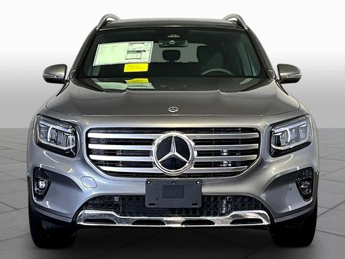 New 2026 Mercedes-Benz GLB 250 4MATIC image 2