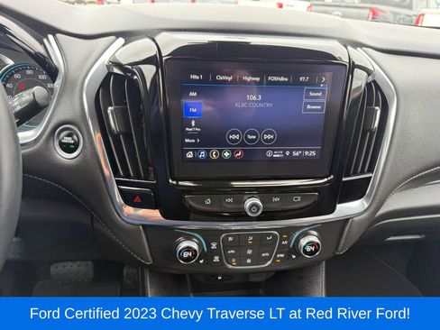 Used 2023 Chevrolet Traverse LT FWD image 15