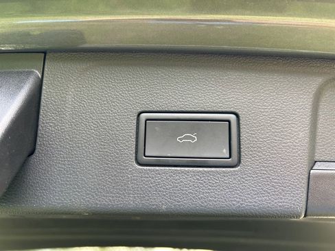 Used 2024 Volkswagen Atlas Peak Edition SEL image 48