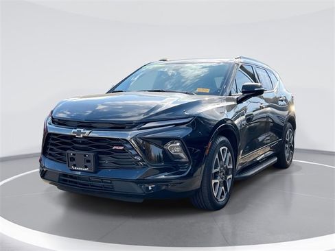 Used 2025 Chevrolet Blazer RS w/ Driver Confidence II Package image 1