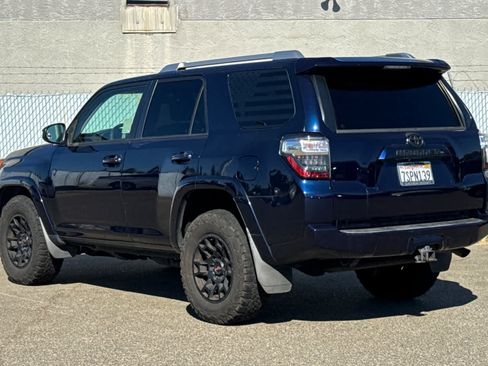 Used 2014 Toyota 4Runner 2WD image 5