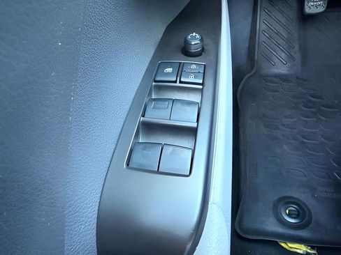 Used 2024 Toyota Camry LE FWD image 15