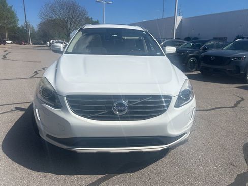 Used 2016 Volvo XC60 T6 Platinum image 3