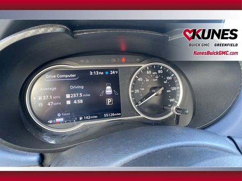 Used 2023 Nissan Versa SV image 24