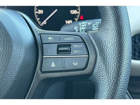 Used 2025 Honda HR-V LX image 39