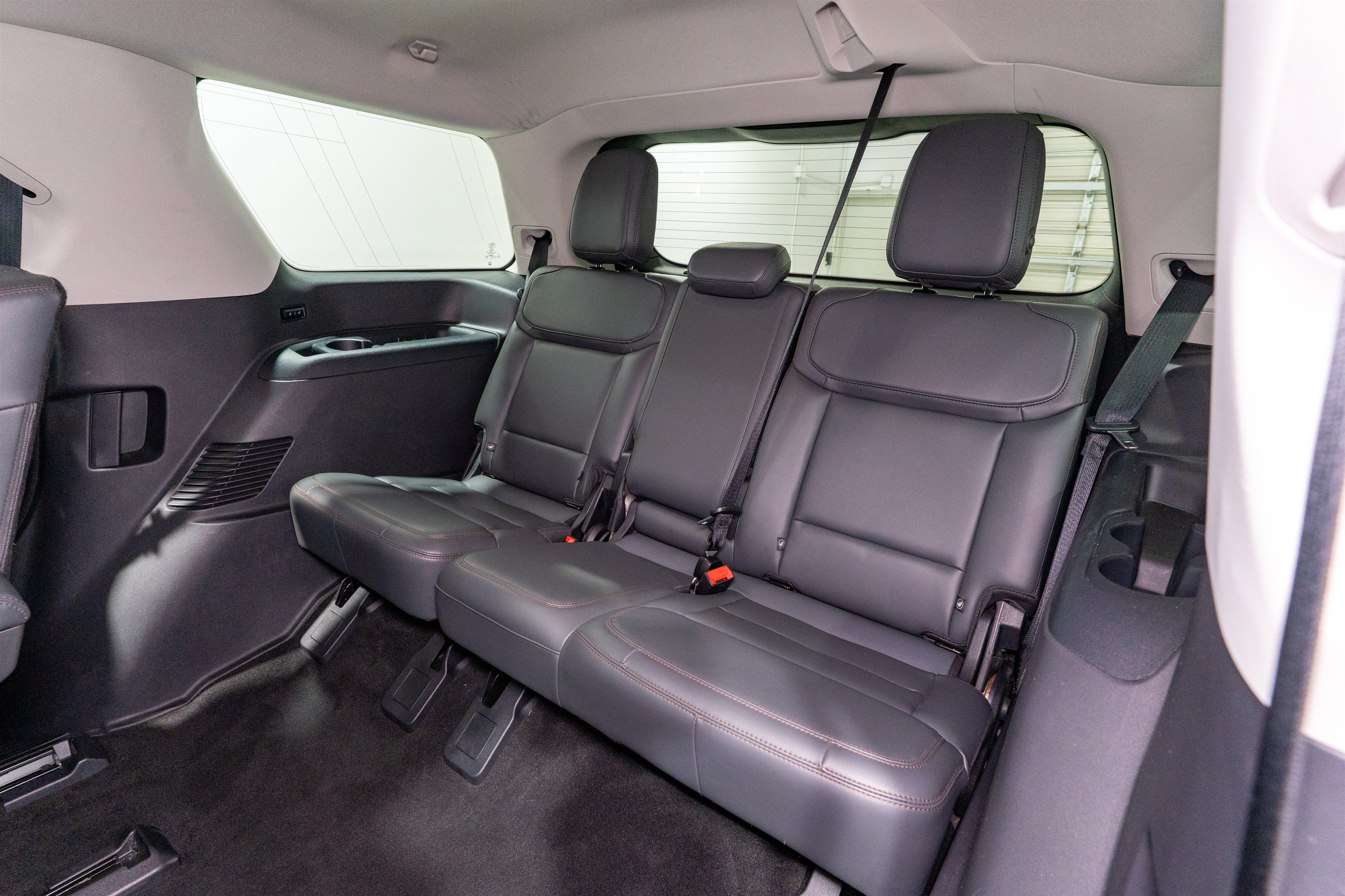 Used 2025 Ford Expedition Active AWD/4WD image 33