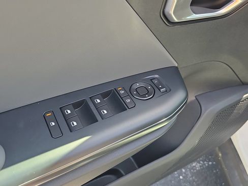 New 2026 Kia K4 FWD image 18