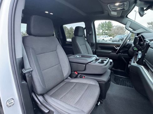 Used 2025 Chevrolet Silverado 2500 LT w/ Convenience Package AWD/4WD image 30