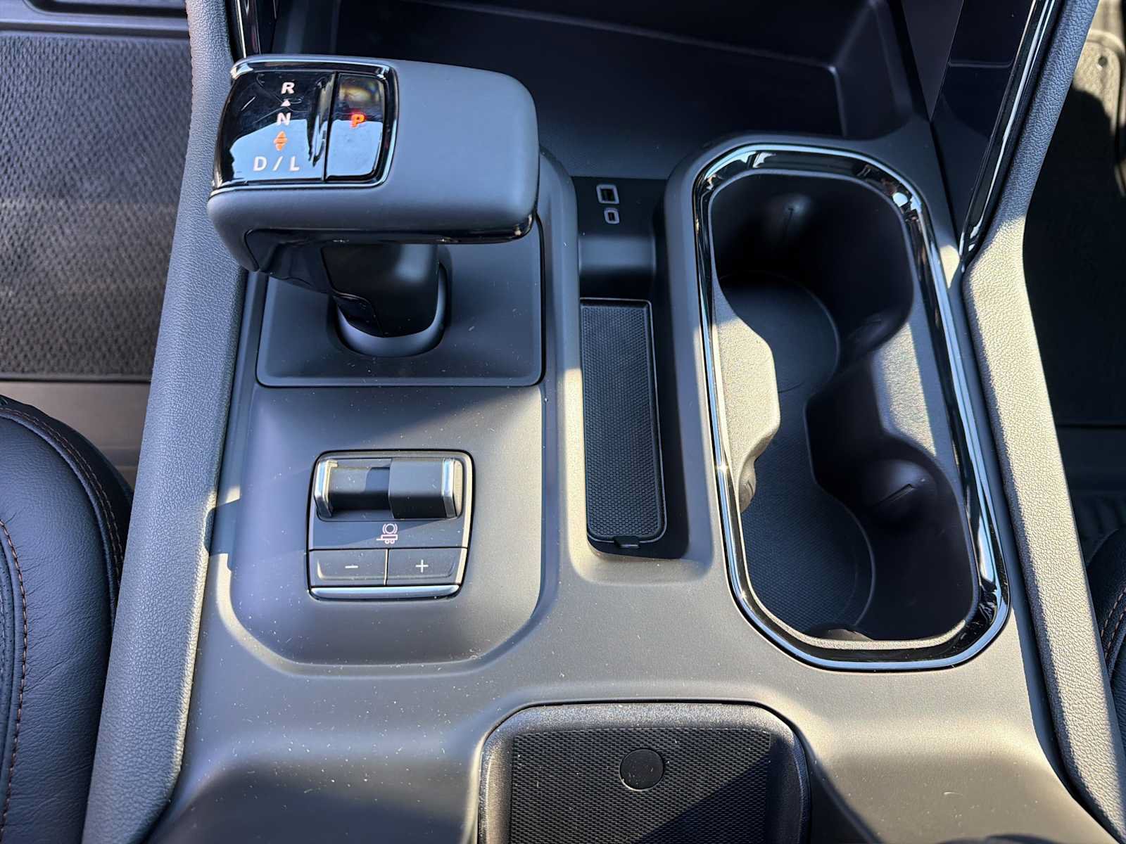 New 2026 GMC Sierra 1500 AT4 w/ AT4 Premium Package AWD/4WD image 13