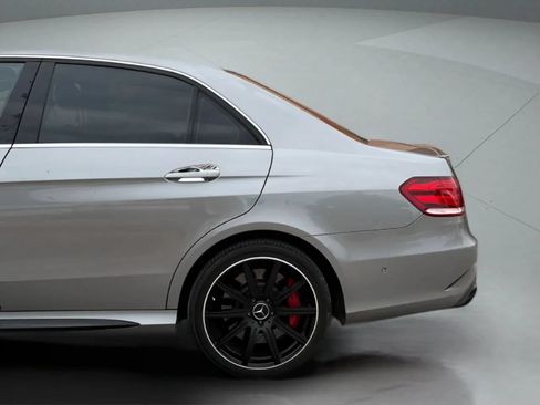 Used 2014 Mercedes-Benz E 63 AMG S-Model image 44