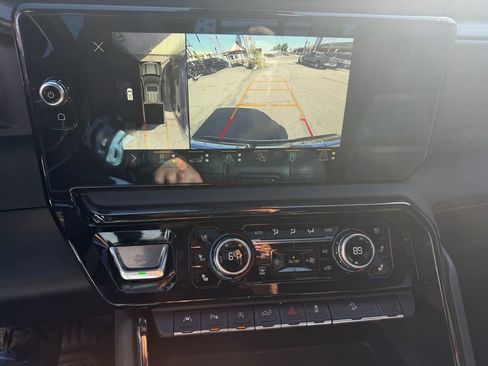 Used 2023 GMC Sierra 1500 AT4 w/ AT4 Premium Package image 12