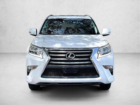 Used 2016 Lexus GX 460 Luxury AWD/4WD image 3