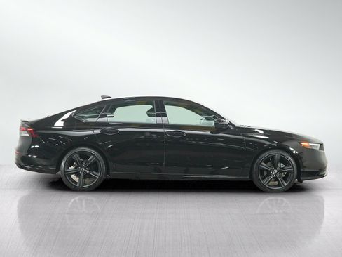 Used 2025 Honda Accord Sport image 6