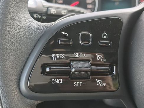 Used 2024 Mercedes-Benz Sprinter 2500 image 12