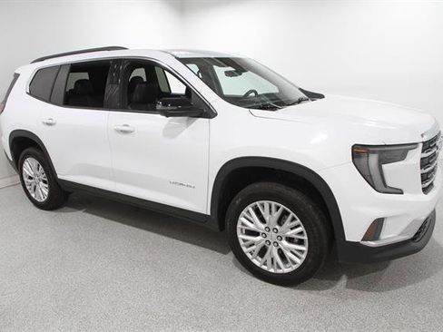Used 2026 GMC Acadia Elevation w/ Elevation Premium Package AWD/4WD image 1