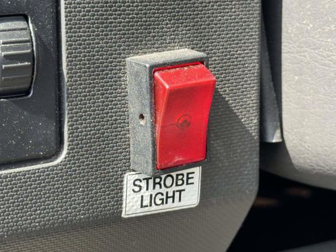 Used 2013 Ford E-150 and Econoline 150 w/ PWR Group image 16