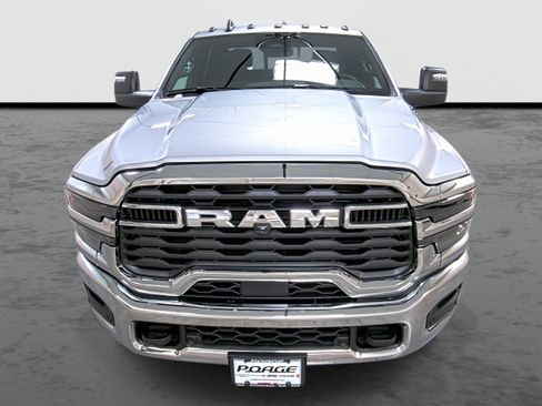 New 2026 RAM 3500 Tradesman AWD/4WD image 6