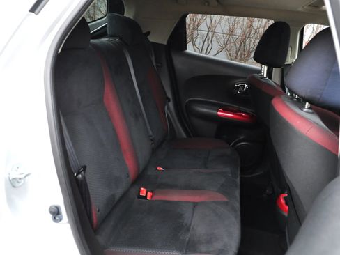 Used 2017 Nissan Juke SV image 12