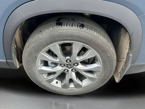 Certified 2024 Toyota Grand Highlander AWD Hybrid image 17