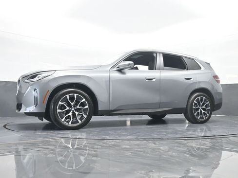 Used 2025 BMW X3 xDrive30i image 61