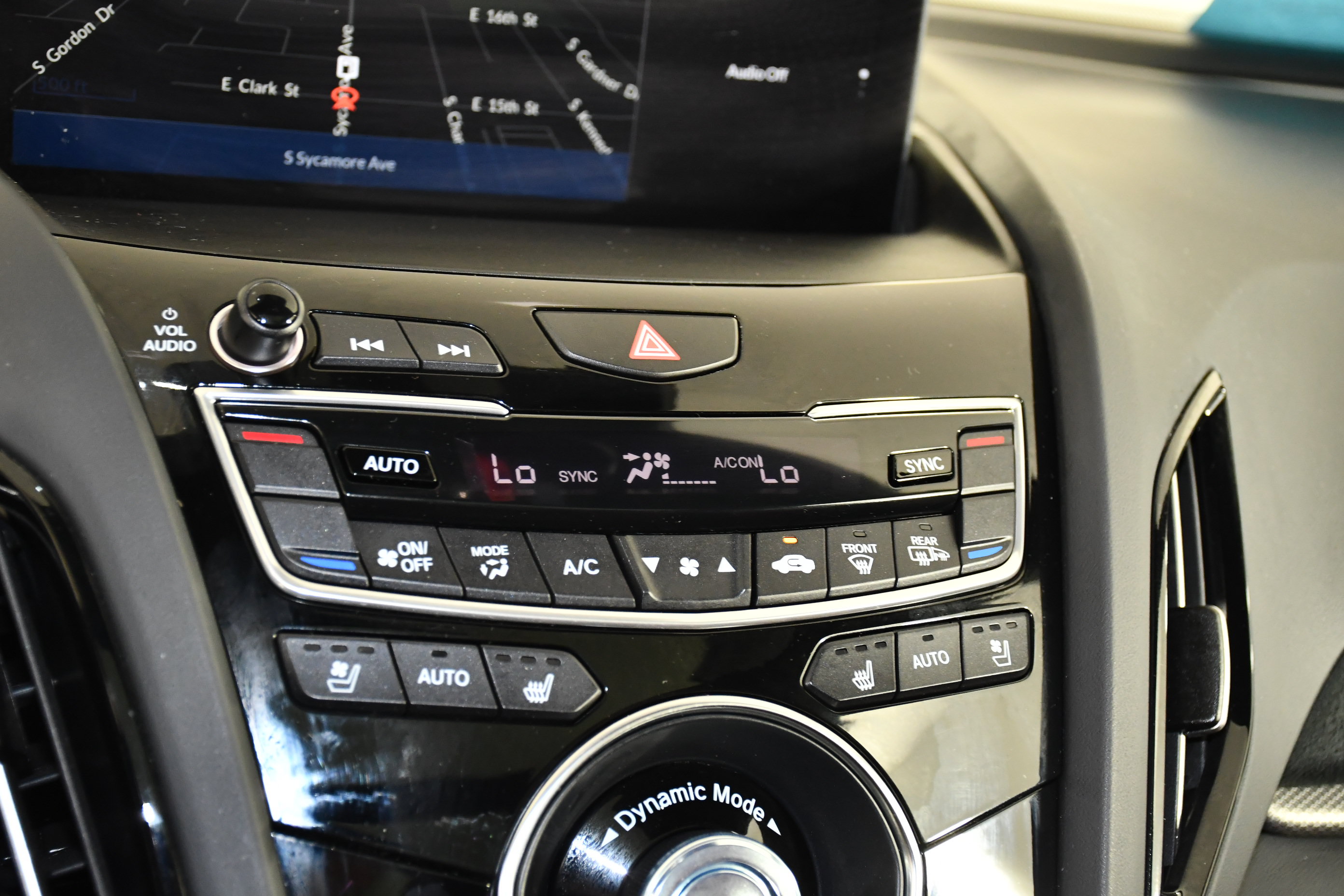 Used 2025 Acura RDX w/ Advance Package AWD/4WD image 28