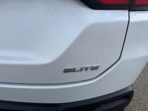 Used 2023 Honda Pilot Elite image 28