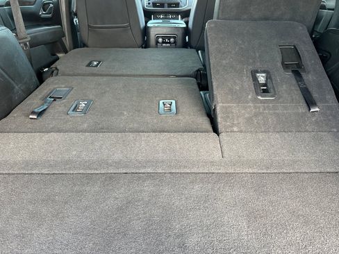 Used 2023 Chevrolet Tahoe LT AWD/4WD image 17