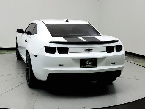 Used 2012 Chevrolet Camaro LS RWD image 6