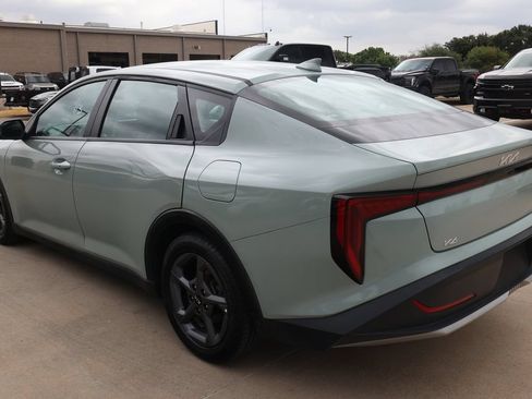 Used 2025 Kia K4 FWD image 7