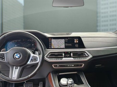 Used 2022 BMW X5 sDrive40i w/ M Sport Package image 17