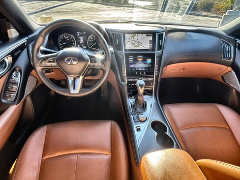 Used 2024 INFINITI Q50 Sensory image 21