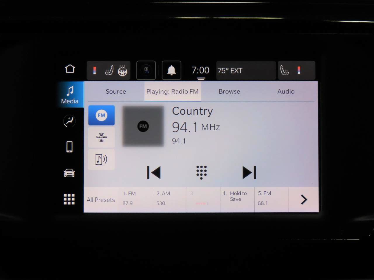 Used 2023 Chrysler Voyager LX FWD image 12