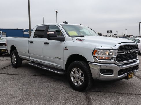 Used 2023 RAM 2500 Big Horn w/ Level 1 Equipment Group image 3