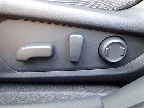 New 2026 Subaru Crosstrek 2.0i Premium image 12