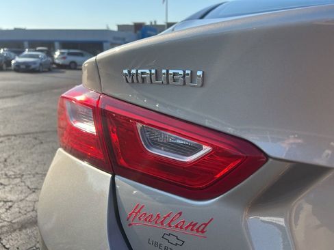 Used 2025 Chevrolet Malibu LT image 15