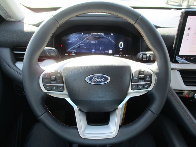 New 2025 Ford Explorer Active w/ Active Comfort Package RWD image 13
