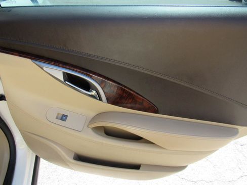 Used 2011 Buick LaCrosse CXL w/ Luxury Package FWD image 32